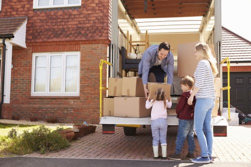 Local moving support for homes and small businesses in Ruislip