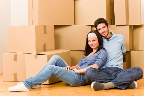 Packing and loading support for removals